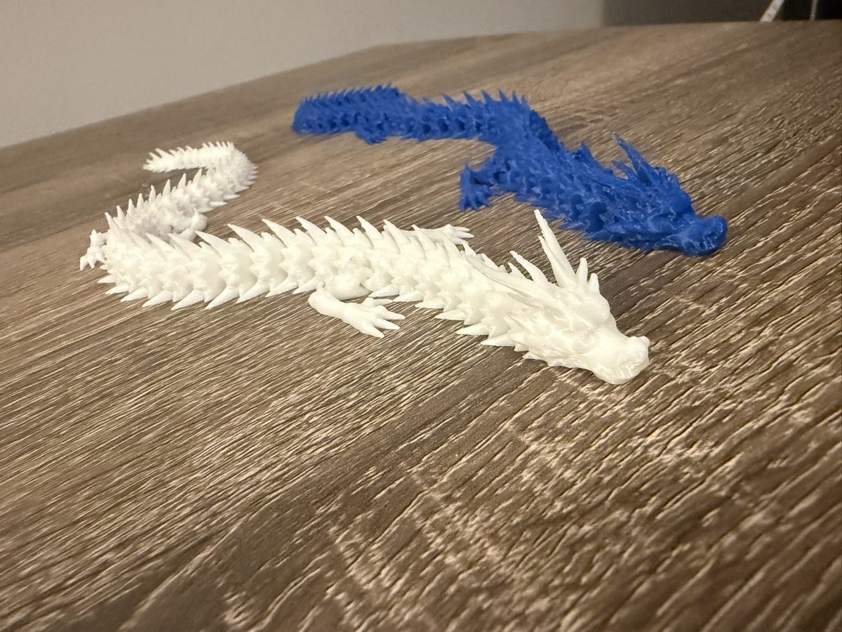 Pair of articulated dragons